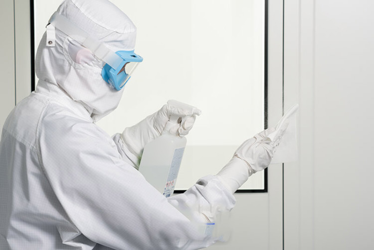 ضدعفونی کنندههای آزمایشگاه